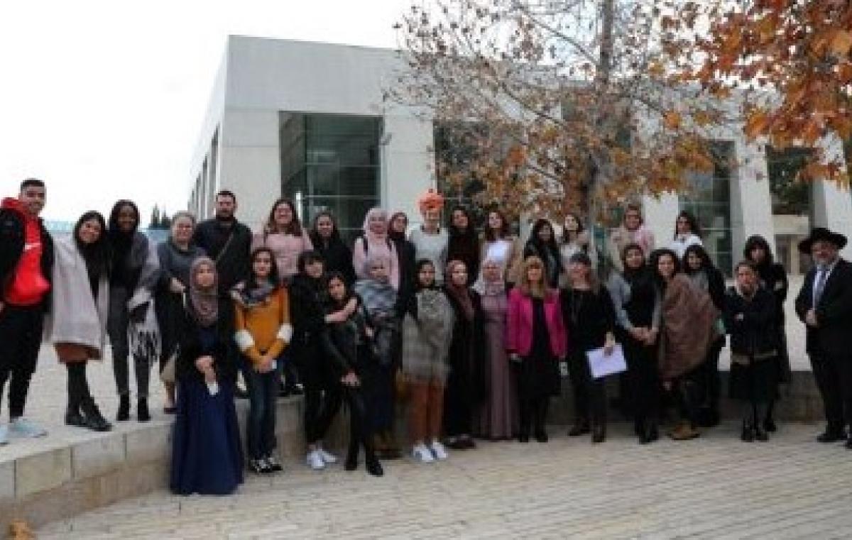סטודנטים ערבים, חרדים וחילונים לומדים יחד על השואה וביקרו ב"יד ושם"